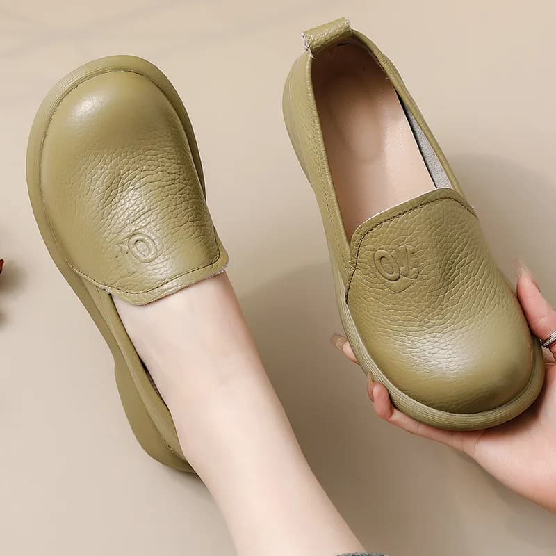 2025 Mocassini in vera pelle da donna Retro punta tonda antiscivolo appartamenti donna morbido lavoro quotidiano scarpe da passeggio casual Lady mocassino verde