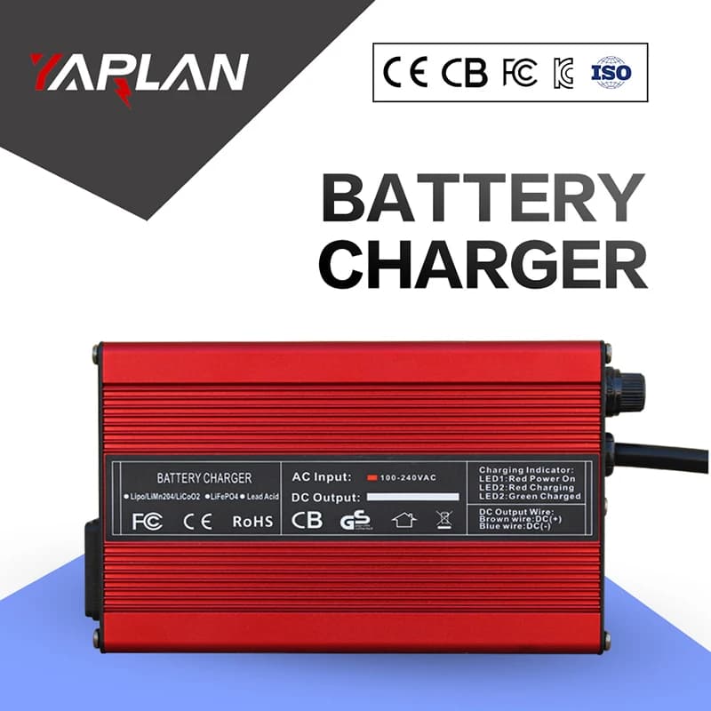 Caricabatterie universale automatico per batteria agli ioni di litio da 50,4 V 3 A per 12 S 44,4 V
