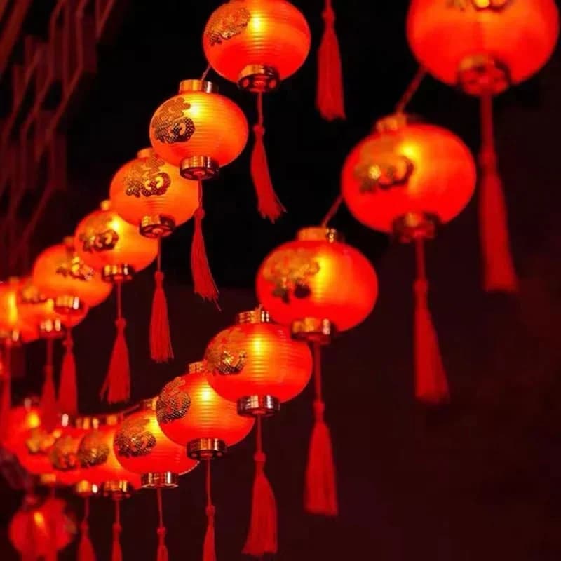 Capodanno Lanterna a LED Stringhe di illuminazione Decorazioni Carattere cinese Palline di plastica Stringa di luce Festival di primavera Decorazioni per feste a casa