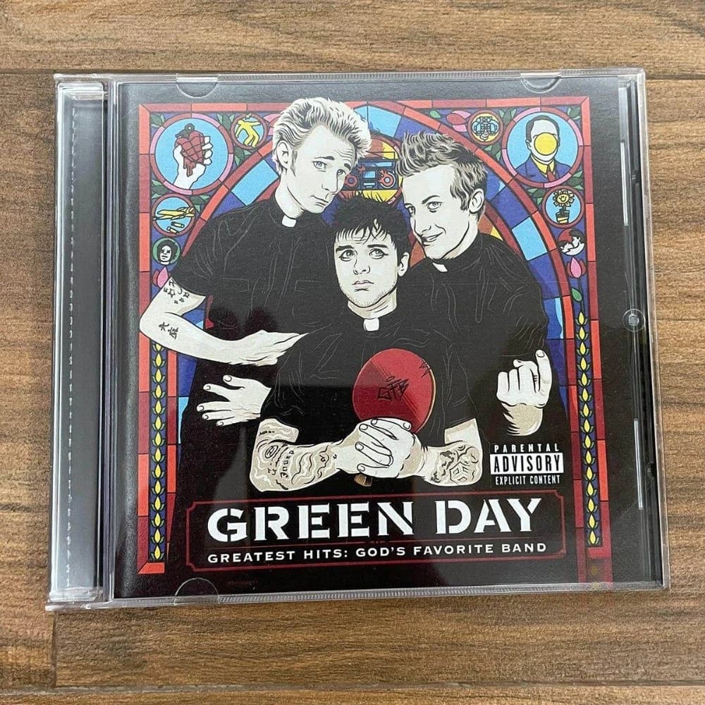 Green Day Greatest Hits God's Favorite Band CD Pop Punk Rock Music Album Nuovo Sigillato Disponibile Pronto per la Spedizione