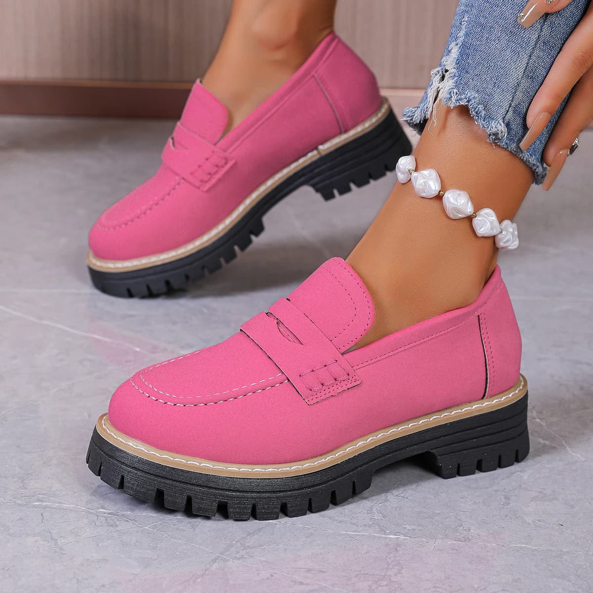 Spring Autumn Women's Solid Color Retro Stitching Design Thick-soled Loafers 2026 New British Style Solid Color Low-top Shoes