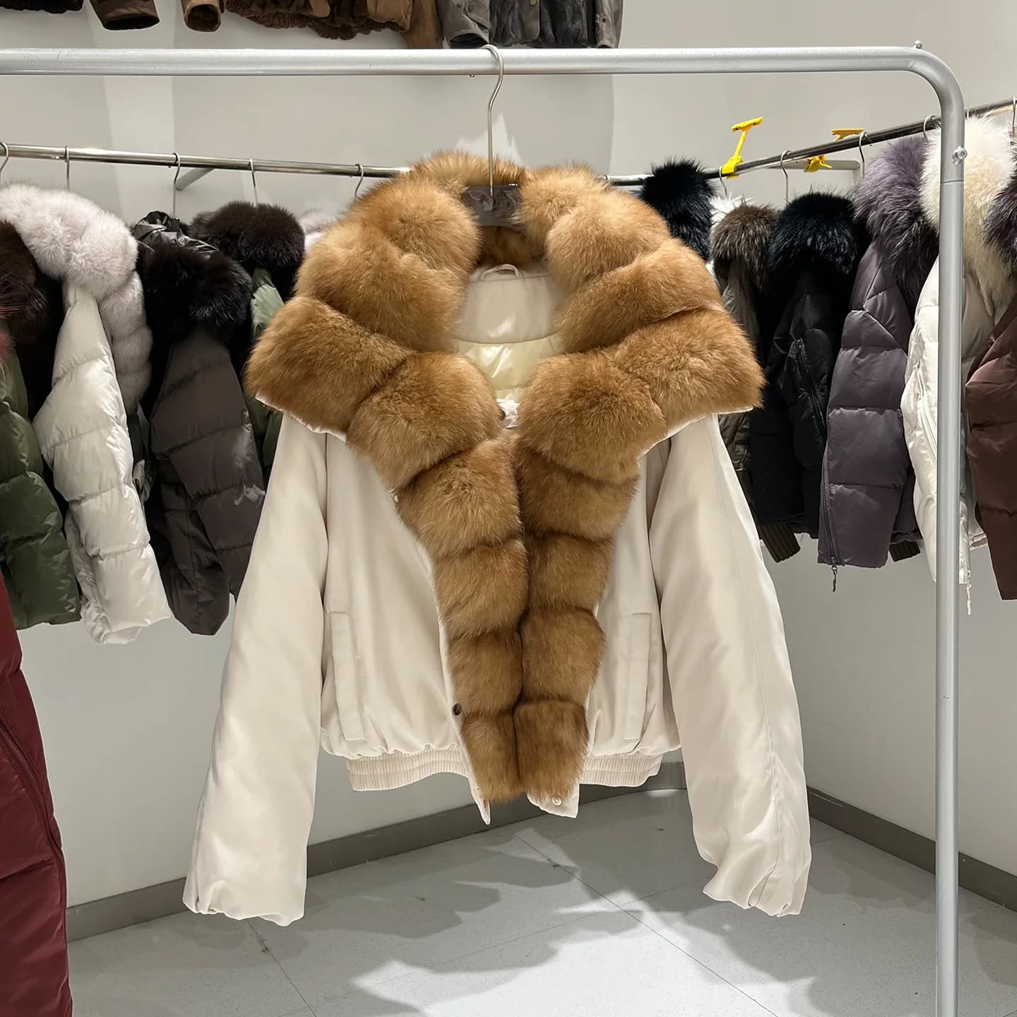 Winter Natural Oversized Fur Collar Parker Down Jacket Female Short Warm Thick Loose Jacket Women White Duck Down Fur Outwears