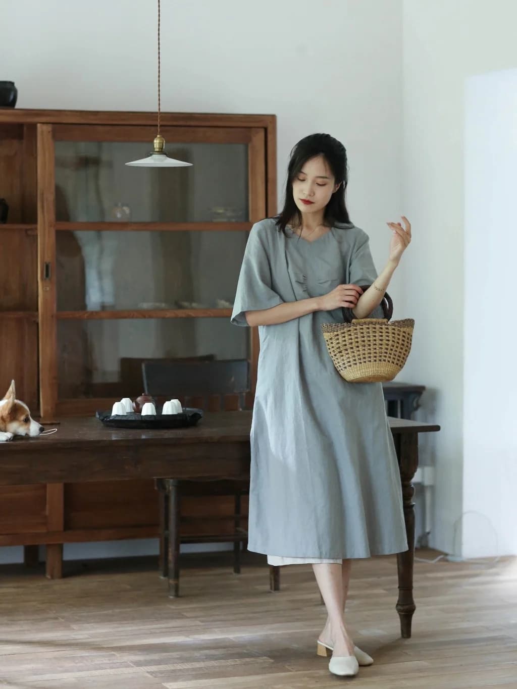 Dazhuo New Chinese Style Wide Comfortable Silk Pure Color Commute Short Sleeve Dress round Neck Loose Waist A-Line S...