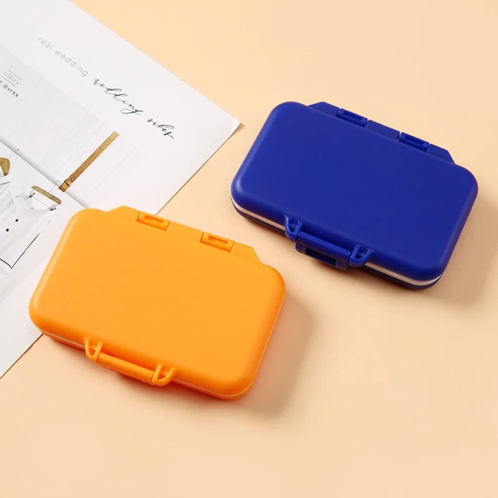Nuovo Portapillole Portatile da Viaggio per 6 Giorni, Contenitore Organizzatore con 6 Scomparti per Medicinali, Vitamine, Oli di Pesce