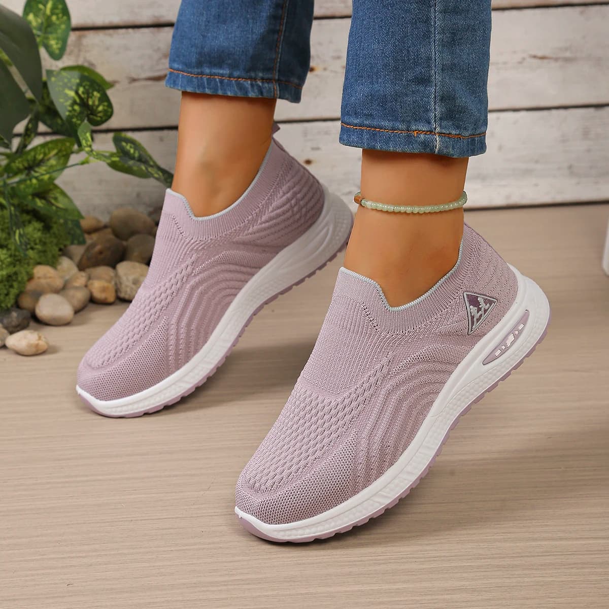 Hollow Ventilated Knit Slip-On Flats, Wavy Line Jacquard Weave, Two-Tone Contrast Midsole Daily Outdoor and Indoor Shoes