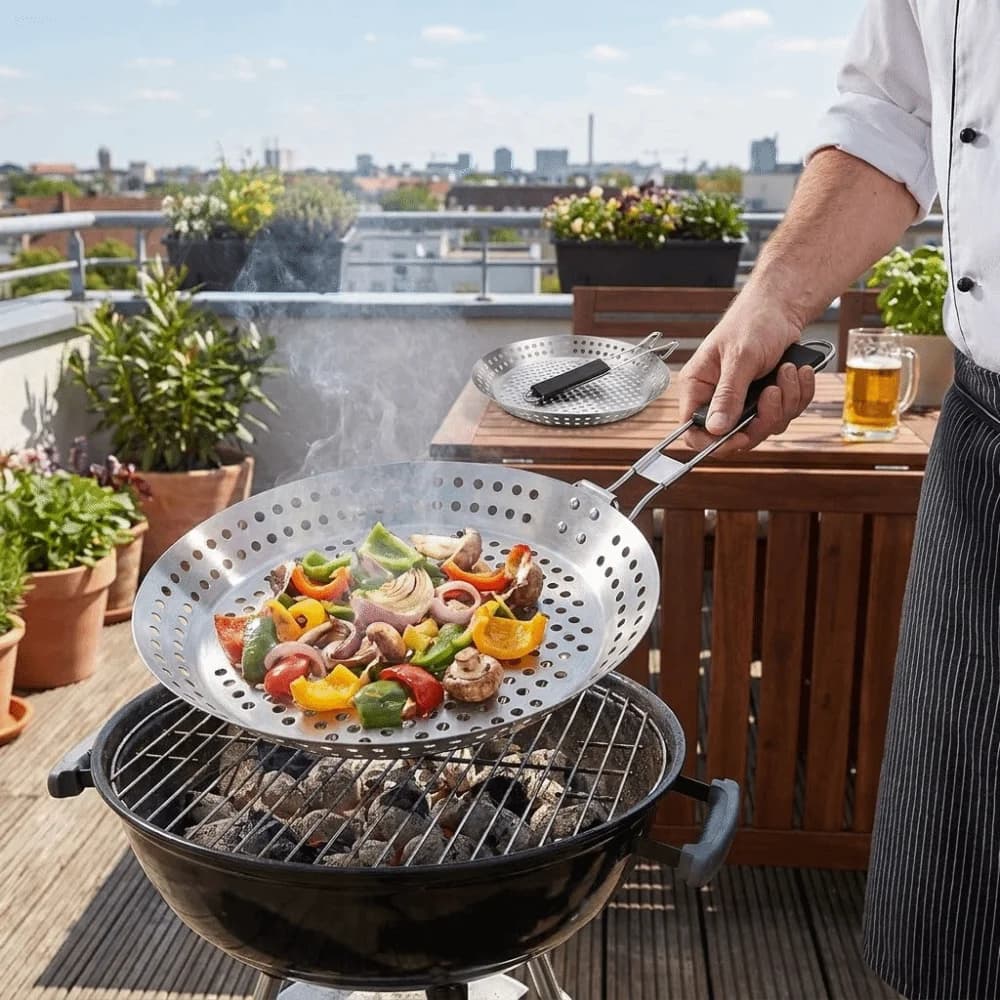 Cestello per Grigliare Verdure in Acciaio Inox, Pieghevole con Manico in Legno, Piastra Antiaderente per Barbecue, Padella Circolare per Grigliare e Friggere, Ideale per Picnic