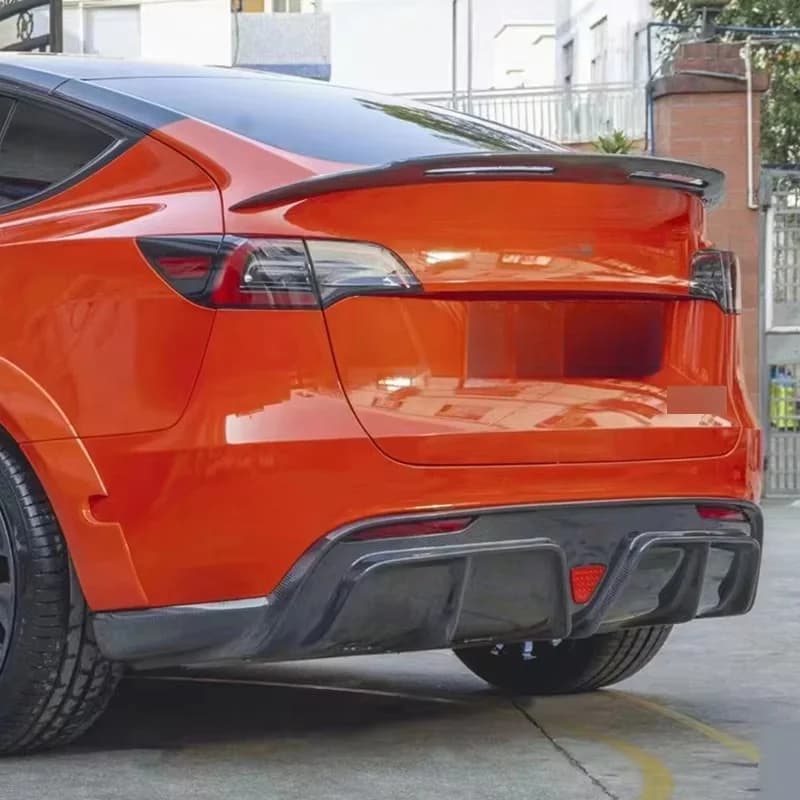 High Quality Carbon Fiber Tail Lip & Rear Diffuser Automotive Body Decorative Upgrade Parts