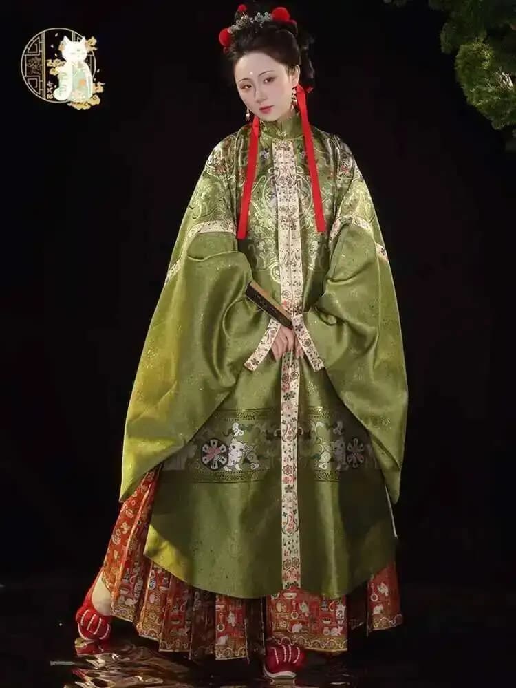 Long coat with frontal opening and collar to the spring and autumn Korean of the Ming Hanfu dynasty with Mamian women's skirt set in brocade