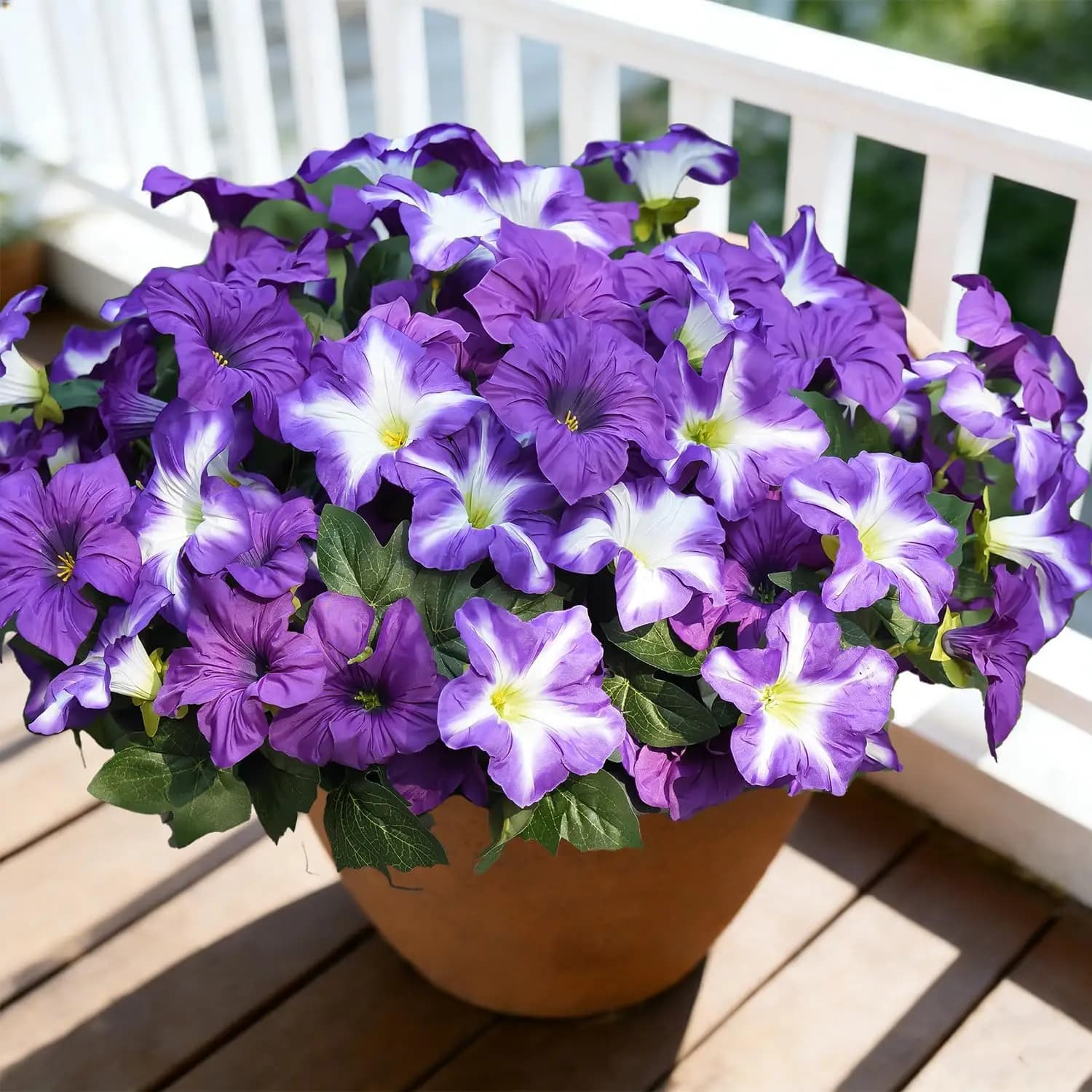 Artificial Campainola Flowers UV Resistant for Outdoor Garden, Portico and Fioriere, Realistic Fin Plants in Silk