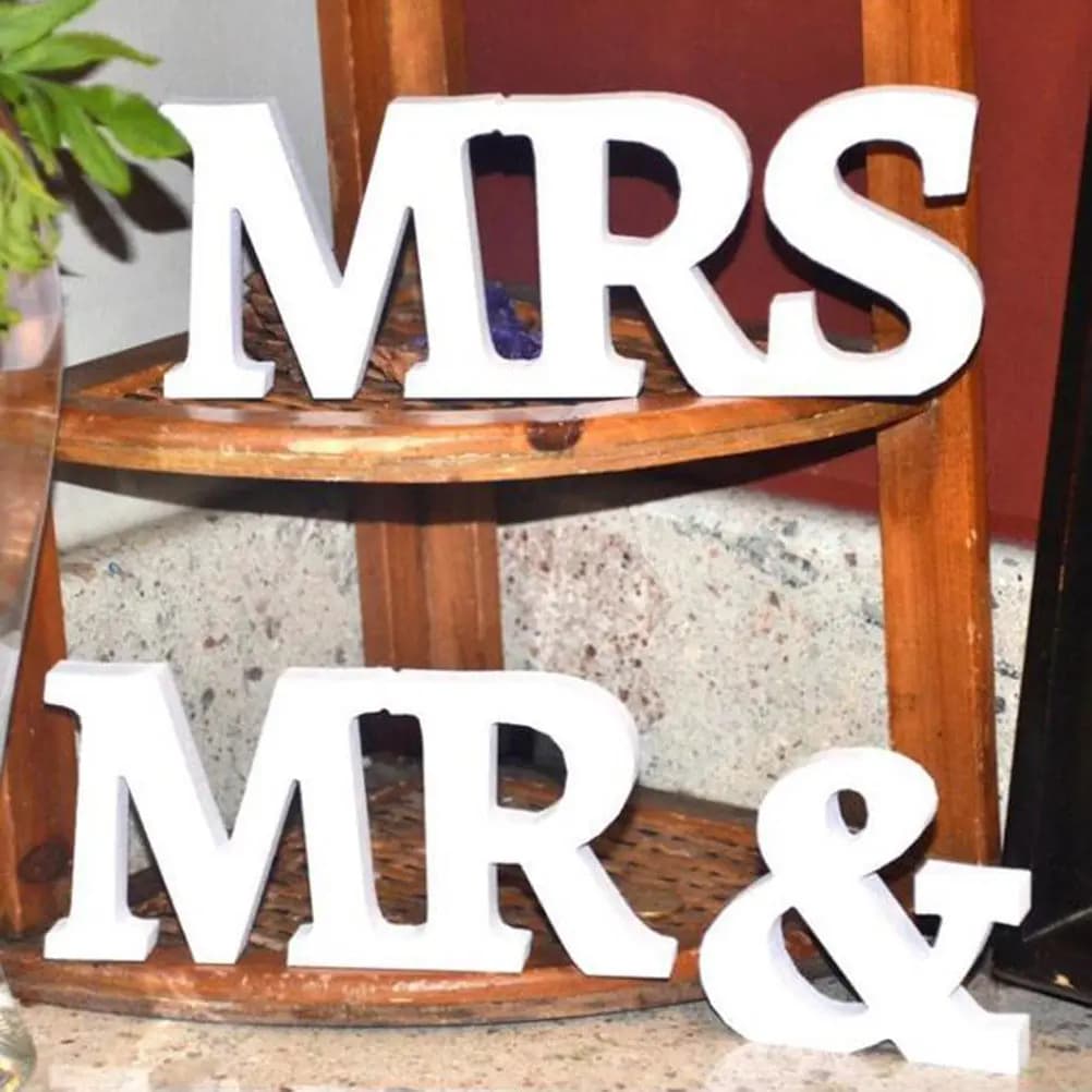 Wood Texture Table Decor MR MRS Set Wedding Party Decor of 3 Romantic Anniversary Props Calligraphy Party Anniversary