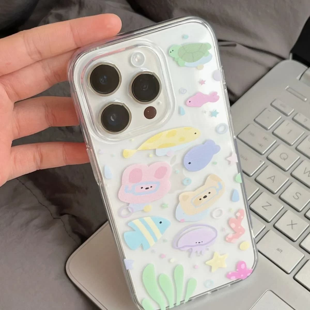 Colorful Fish of the comic book Fresh Creative Cute Phone Case For iPhone 16 15 14 13 12 11 Pro XS Max 7 8 Plus MINI Y2K coverage
