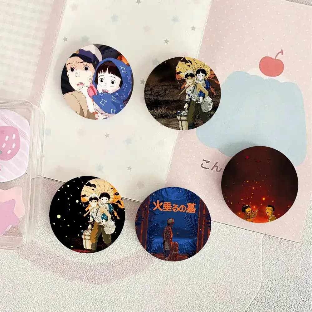 Spille smaltate rotonde in stile cartone animato Anime Grave Of The Fireflies per decorazione zaino e accessori