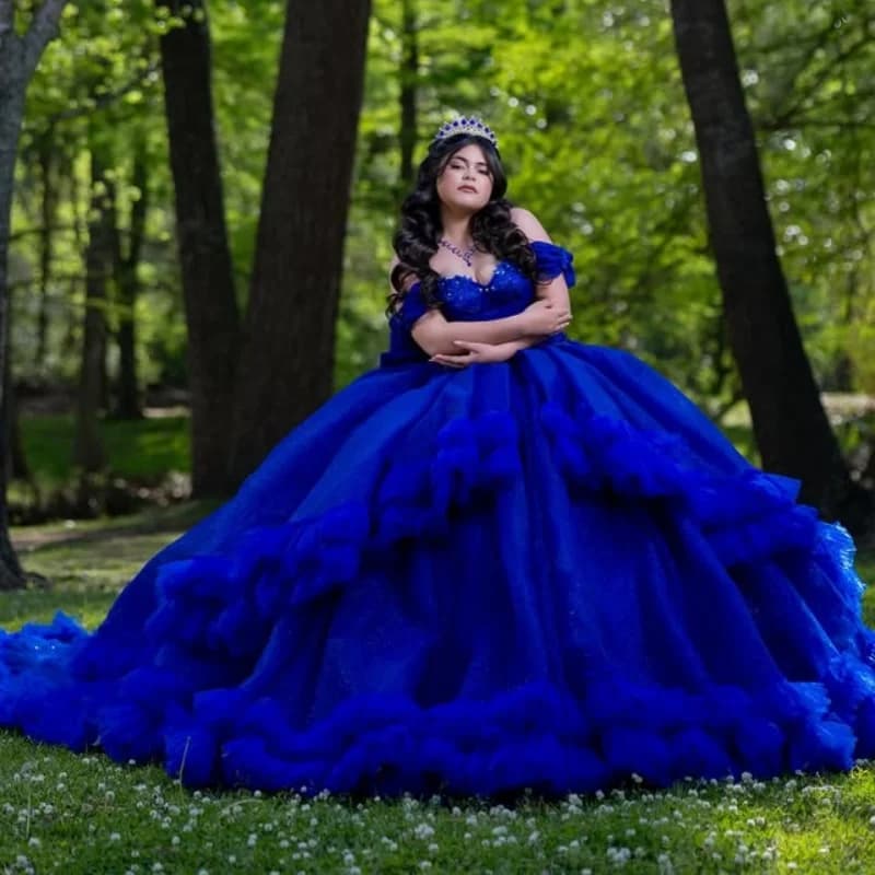 Abiti Quinceanera blu scuro lucidi personalizzati con spalle scoperte Tulle con volant in pizzo di cristallo Vestido De 15 Quinceanera