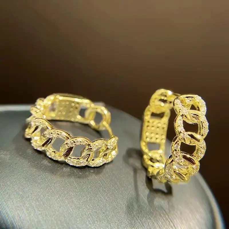 Orecchini da Donna Stile Francese 2026, Design Europeo e Americano di Alta Gamma con Fibbia Brillante, Gioielli Eleganti e Semplici