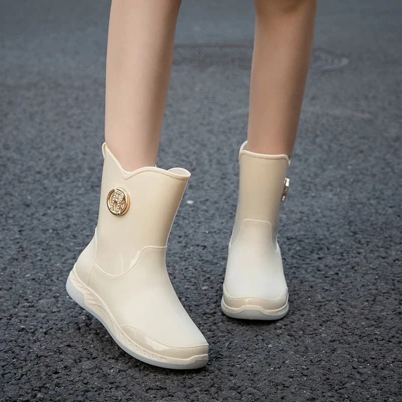 Fashionable Thickened Short Tube Rain Boots Anti-Slip Wear-Resistant Waterproof Kitchen Ladies Rain Boots EVA Material Spring...