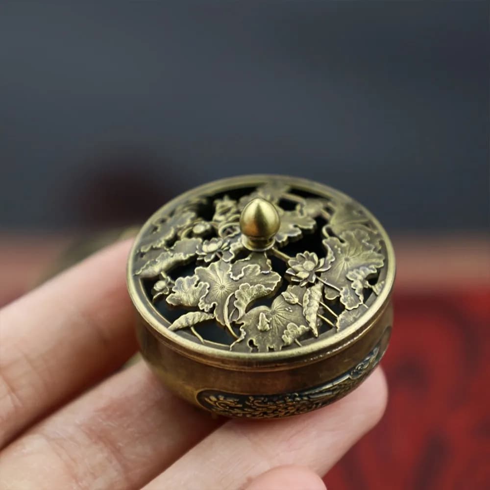 New Lotus Leaf Lotus Dragon and Phoenix Mini Incense Burner,Incense Cone Incense Burner,Aromatherapy Ornaments, Hollow Metal Incense Burner, Wrought Iron, Zen Incense Burner, Aromatherapy Diffuser, Home Decoration，Best Christmas, Perfect Thanksgiving Gift