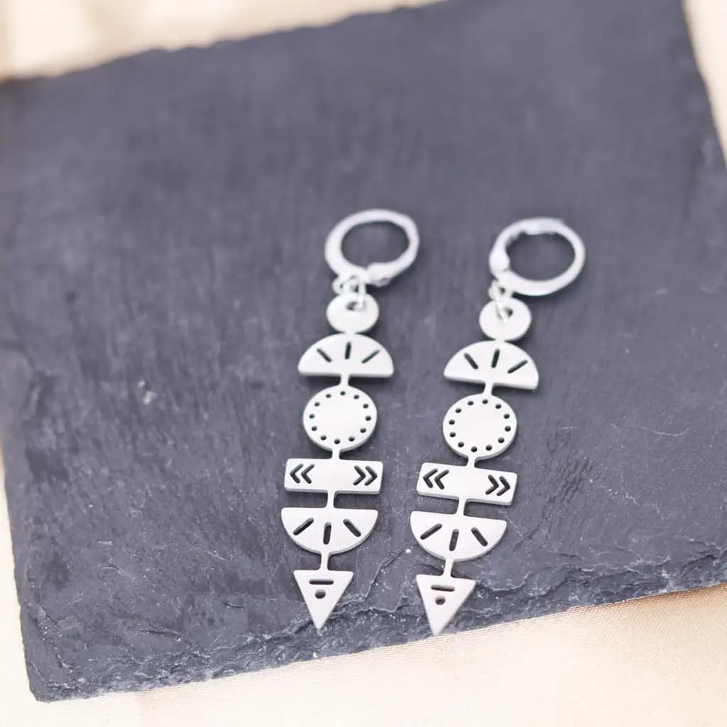 QIAMNI acciaio inossidabile Vintage etnico geometrico freccia luna cerchio quadrato orecchini tendenza donne ragazze moda gioielli in metallo Punk