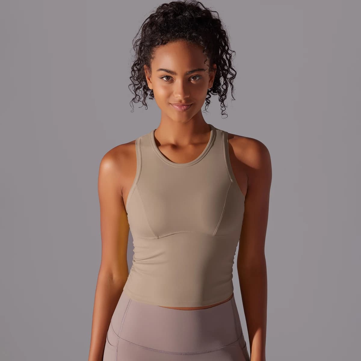 Canotta da yoga con giunture su entrambi i lati Stereoscopico Allenamento in palestra Intimo sportivo Corsa Fitness Abbigliamento da yoga Abbigliamento sportivo in nylon