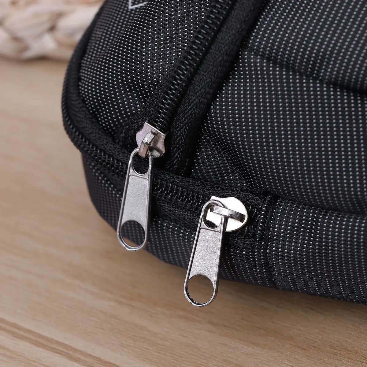 Lightweight Canvas Mini Ball Holder Pouch Bag Golf Ball Storage Front Pocket 2 Pocket Tees Divot Tool