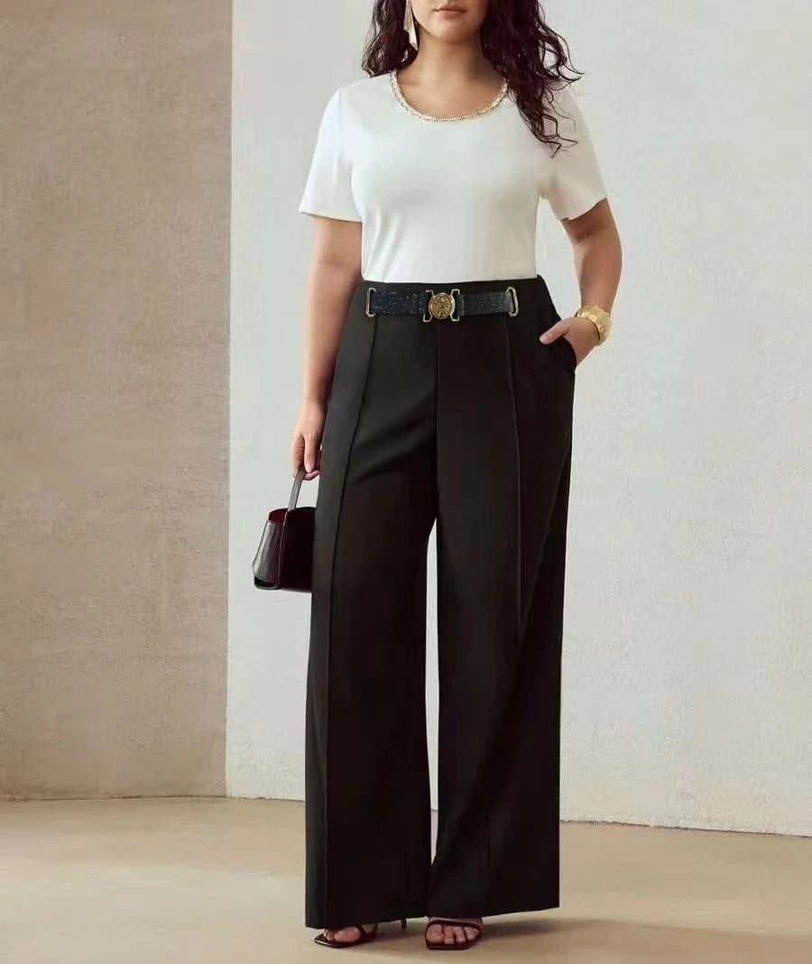 Elegant Gamba Larga Plus-Size trousers with Diagonal Pockets, Belt and Front Stitching Details