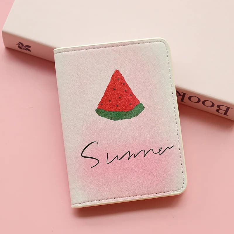 Custodia per Passaporto in Pelle PU a Forma di Anguria, Portafoglio da Viaggio Estivo con Frutta, Custodia Protettiva Rosa Kawaii per Passaporto da Donna e Ragazza