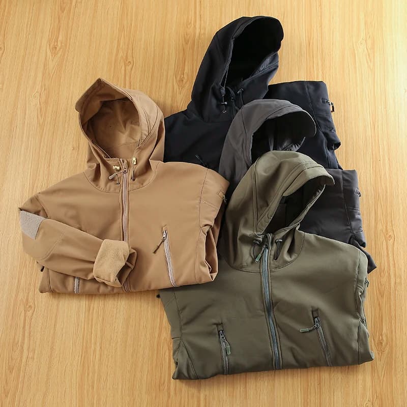 Heavyweight Outdoor Men's Fleece Lined Hooded Soft Jacket Warmth Windproof Fashionable Urban Style Long Sleeve Zipper