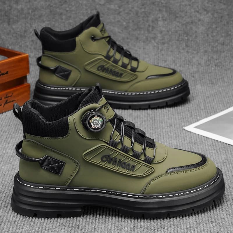 Scarpe Casual da Uomo Nuove 2026 Leggere Antiscivolo Traspiranti Resistenti all'Usura per Corsa Sportive Moda Versatili Protezione del Marchio