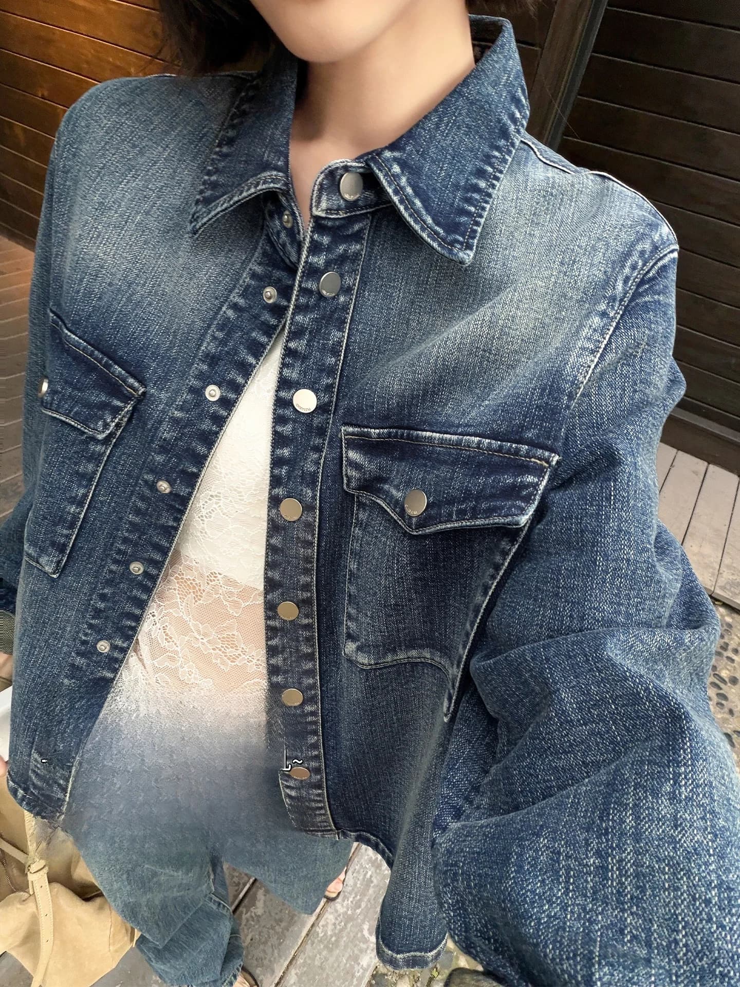Washed Denim Jacket Blue Tone Button up Collar Women's Casual Straight Leg Jeans Jacket Long Sleeve Cotton Blend