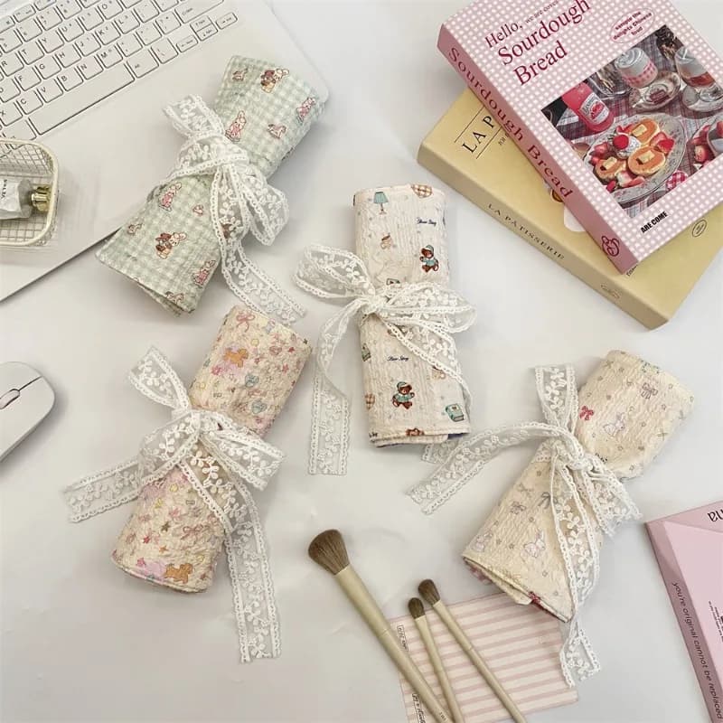 Graziosa Borsa Porta Pennelli da Trucco in Pizzo con Nastro, per Ragazze e Signore, Mini Beauty Case da Viaggio Portatile, Porta Pennelli per Ombretto e Blush