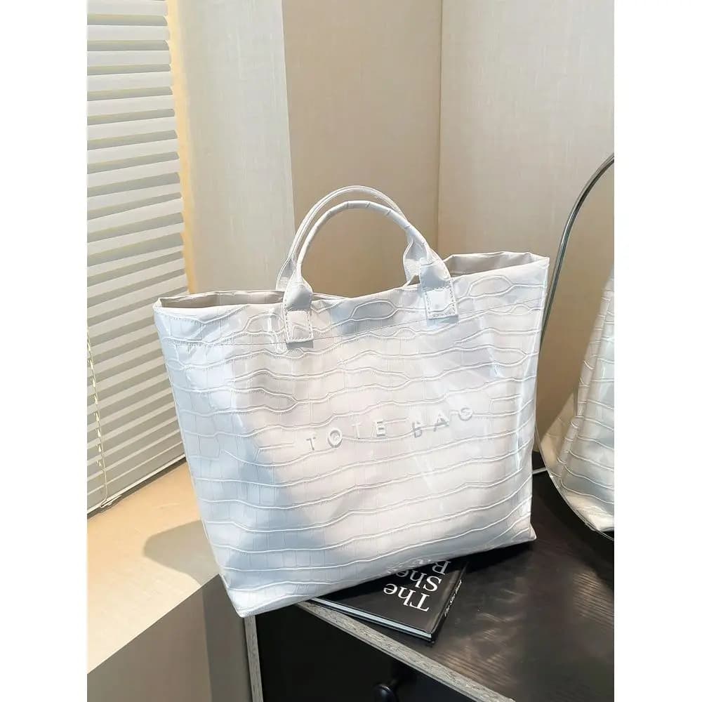 Capacity White Fashion Crocodile Pattern Jelly PVC Tote Bag, Waterproof Handbag With Wristlet Strap, Suitable For Women Office