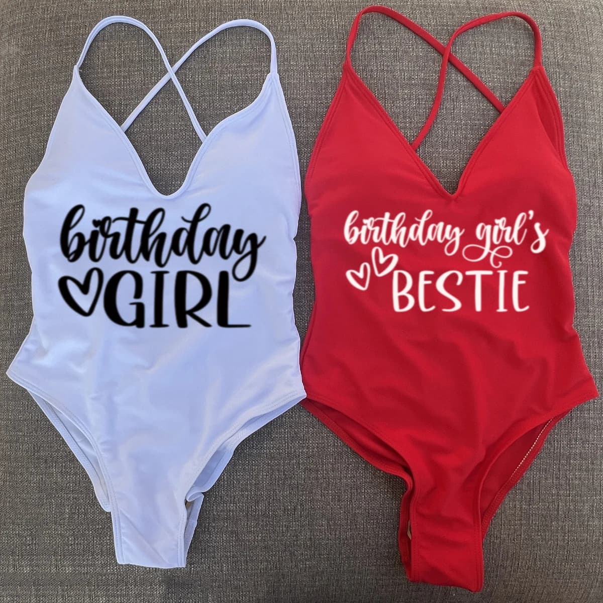 Costume da bagno intero imbottito sexy da donna per compleanno, bikini da migliore amica 2026, abbigliamento da mare estivo
