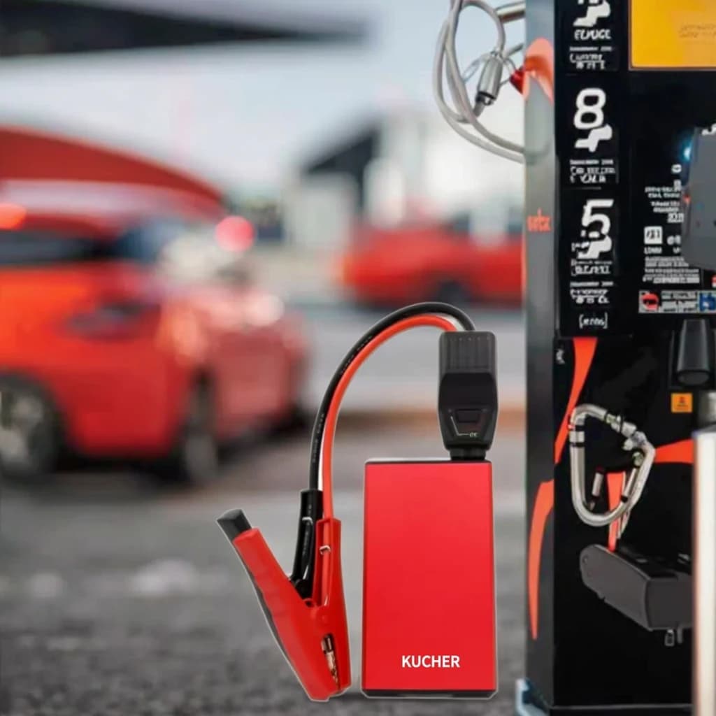 Avviatore d'Emergenza per Auto Rosso 12V 7500mAh, Caricabatterie USB-C per Camion/Moto, Uscita Totale 45W, Corrente di Picco 400A, Luce LED