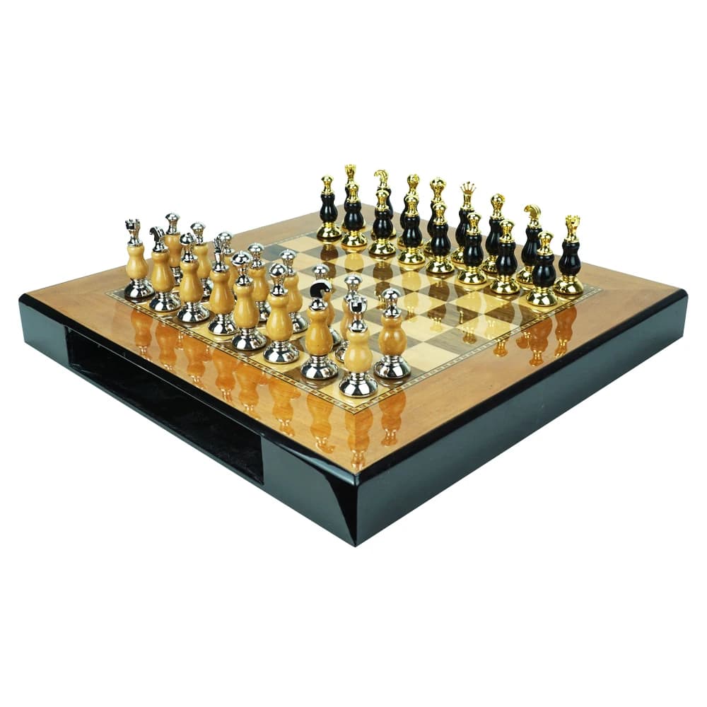 Set di scatole per scacchi in legno di lusso personalizzate Set regalo per scacchi di grandi dimensioni in metallo dorato nero