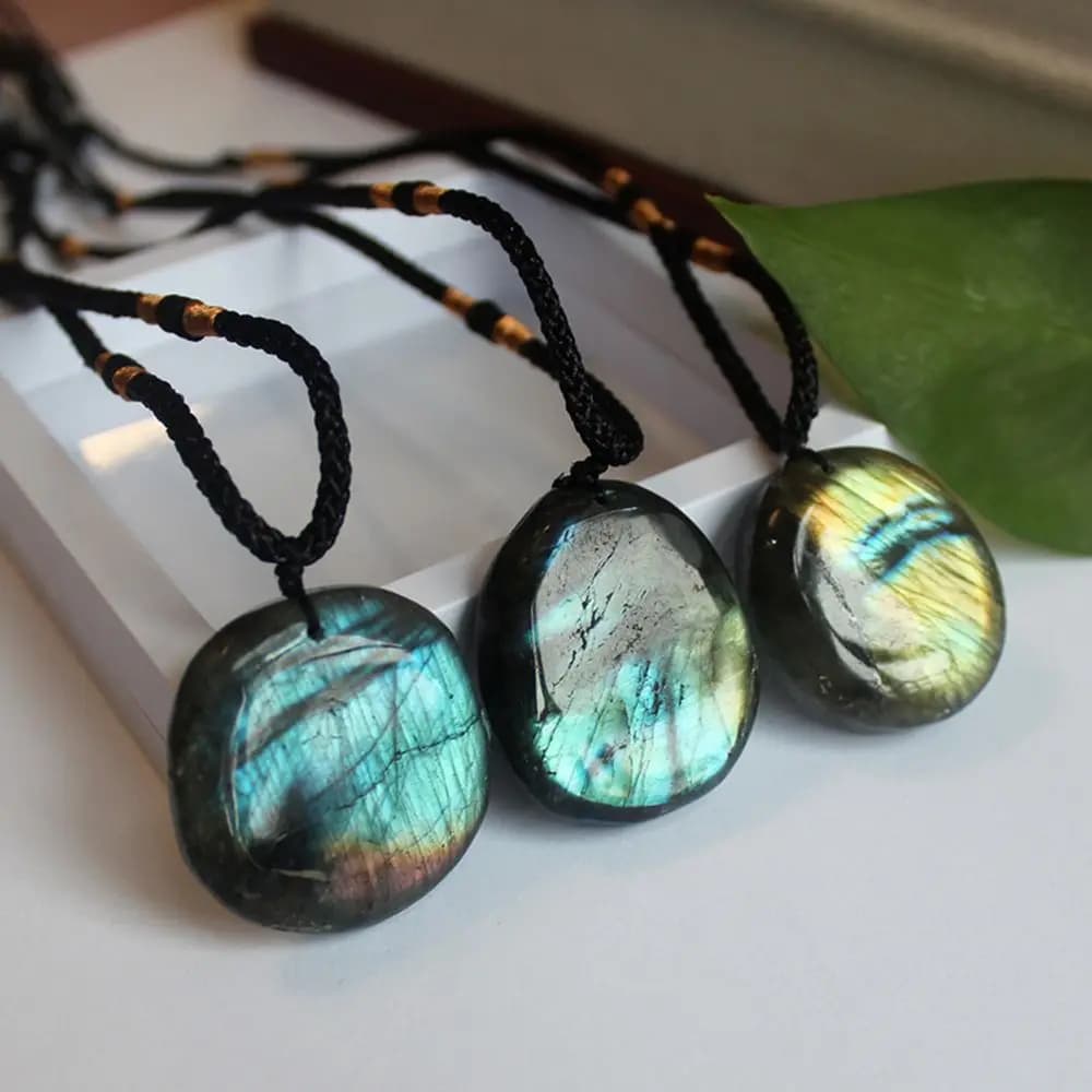 Pietra preziosa naturale delicata labradorite pendente pietra curativa pietra di luna energia