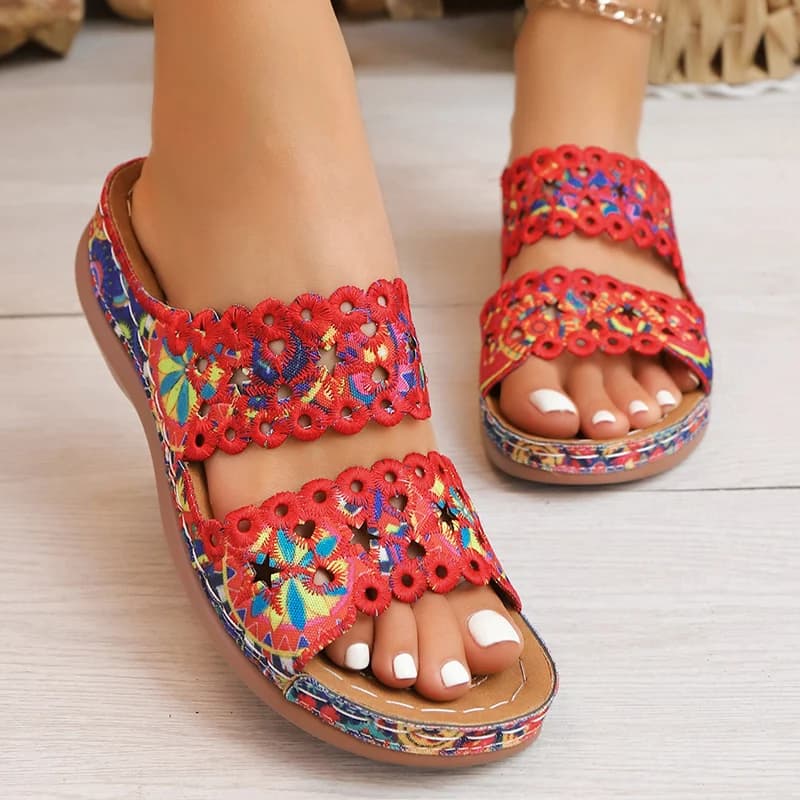 Colorful Flower Embroidery Wedge Sandals Women 2026 Summer Bohemian Style Platform Sandals Woman Light Thick Sole Beach Slippers