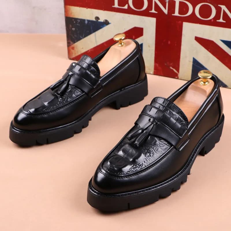 Korean style men casual business wedding formal dress genuine leather tassels shoes slip-on driving shoe black platform loafers