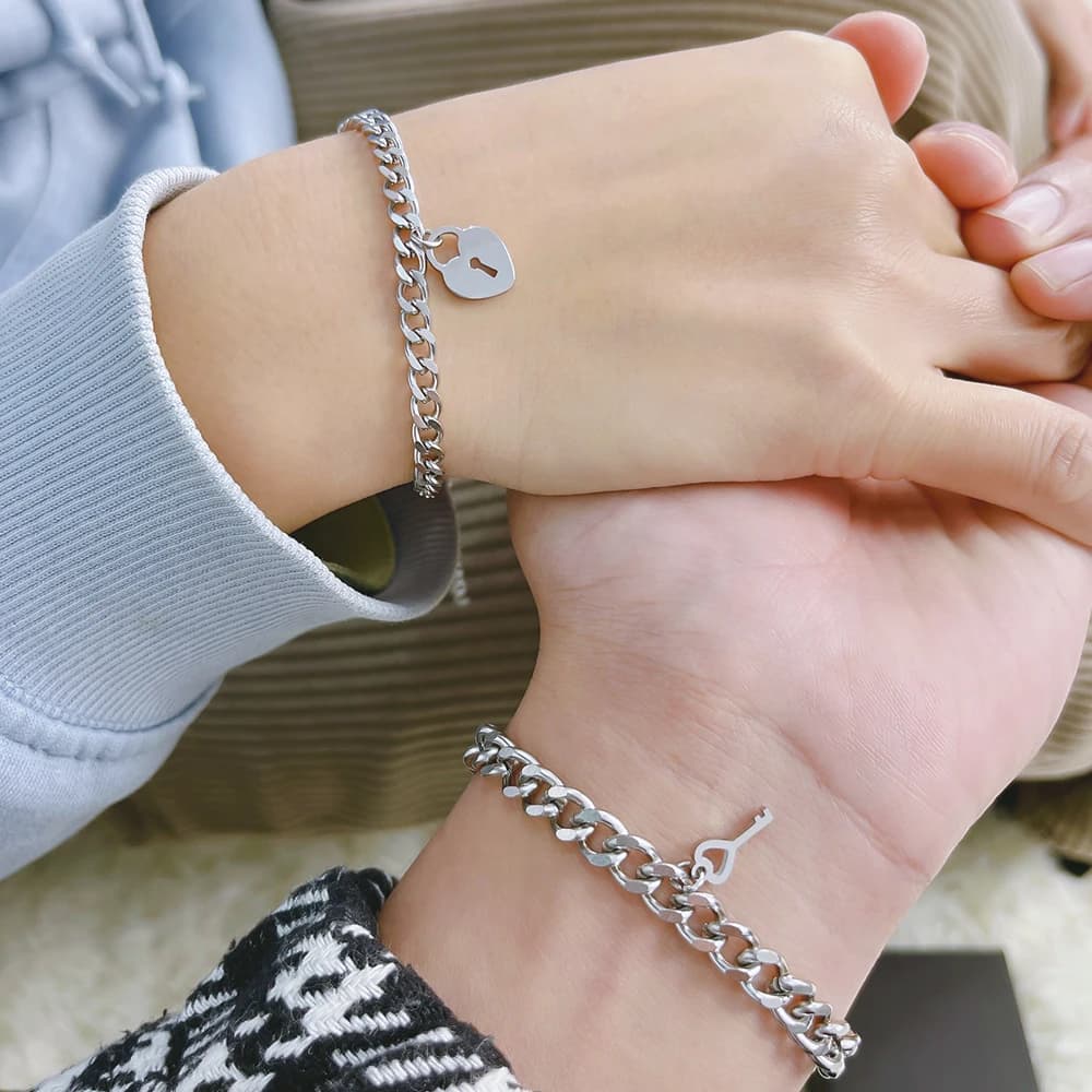 2 pezzi/set chiave di blocco coppia braccialetto di coppia in acciaio inossidabile per uomini e donne gioielli Colorfast impermeabili regalo di San Valentino