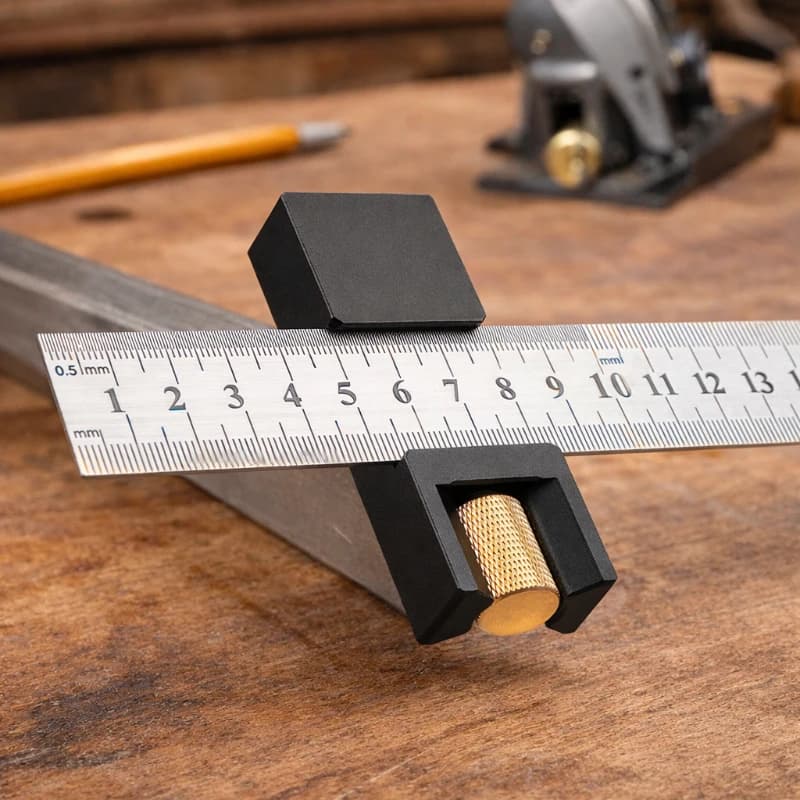 1 Pezzo in Metallo Resistente 45 ° /90 ° Blocco di Posizionamento per Righello Angolare con Fermo - Tracciatore Angolare e Calibro per Marcatura Linee per Falegnameria