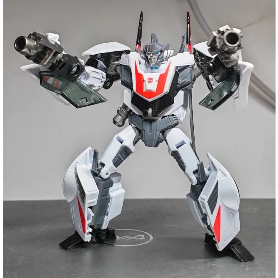 APC Transformation Toys IDW Wheeljack Wandering Warrior con kit di accessori, action figure, modello di robot auto deformabile, regalo per ragazzo
