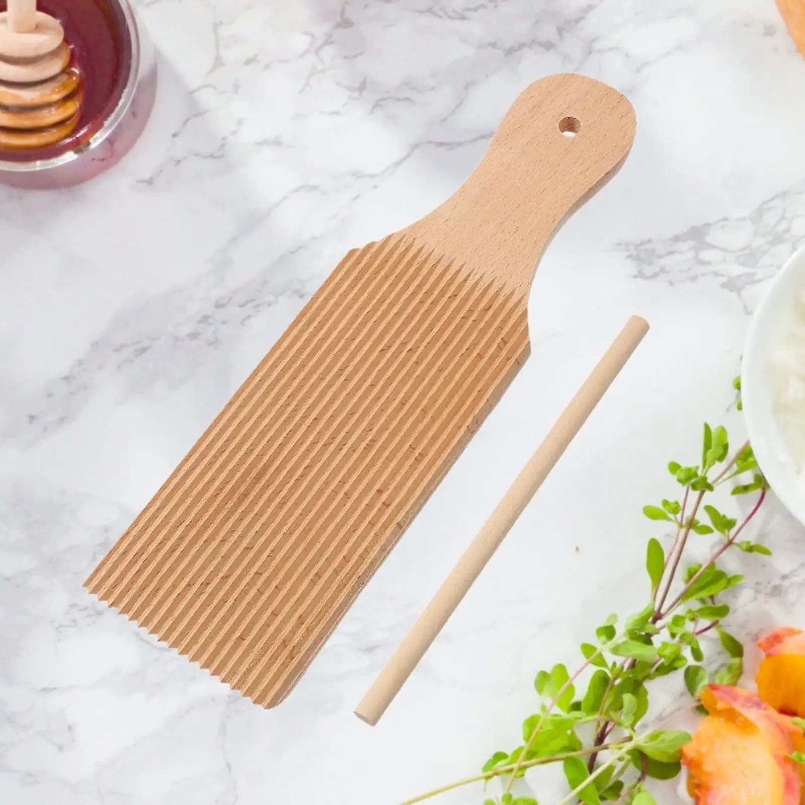 Tavola per Gnocchi Italiana, Accessorio da Cucina per Preparazione Artigianale, Regalo Unico con Design Curvo, Tavola per Pasta e Asta per Stendere in Legno