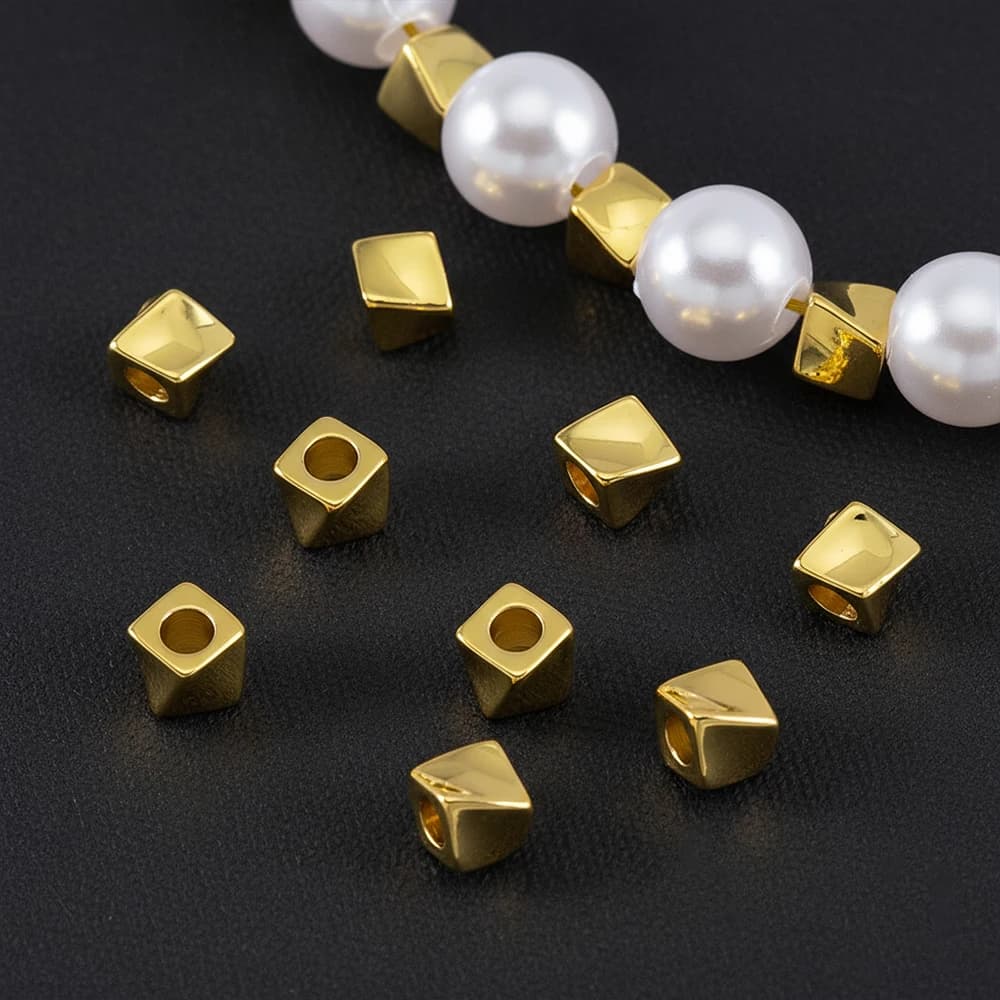 20 pezzi 10 pezzi 3*3,2 mm Perline di forma irregolare placcate color oro 18 carati per la creazione di gioielli fai da te, bracciali, collane e accessori