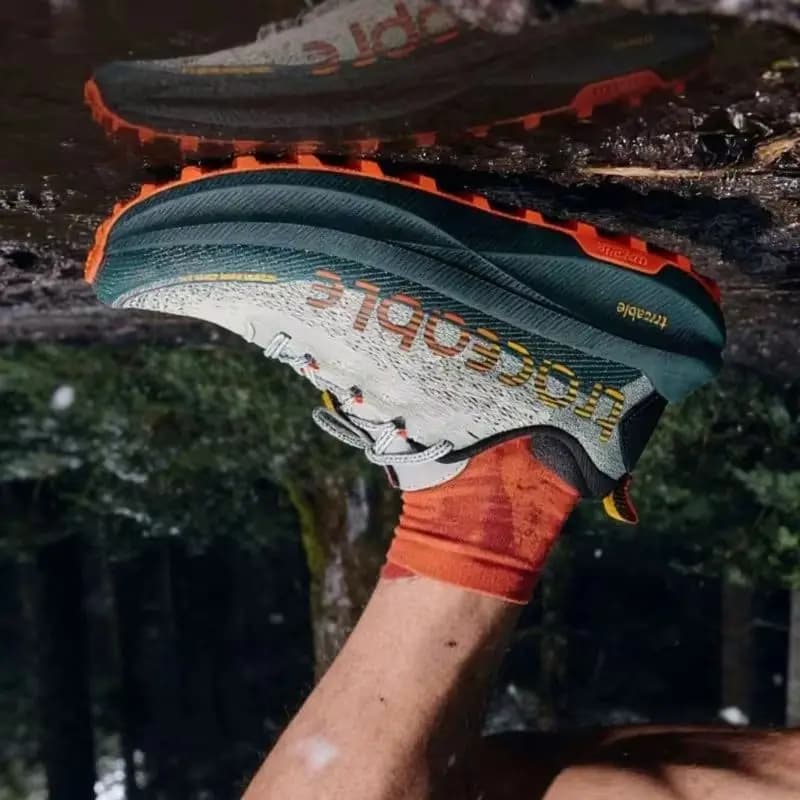 2026 New Luxury Walking Jogging Shoes Non-Slip Men Trainers Running Sports Shoe Unisex Running Shoe Man Wearable Sport Men Shoes
