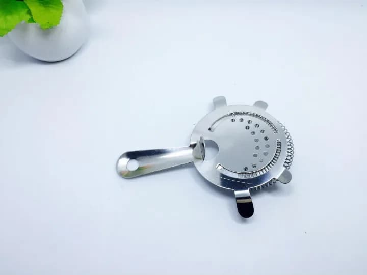 Acciaio inossidabile Filtro per ghiaccio Cocktail Shaker Bar Filtro per ghiaccio Filo per bevande miste Barista Strumento professionale Accessori per bar OK 0427
