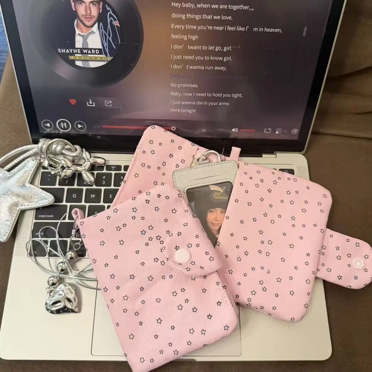 Korean-style Kawaii Passport Holder with Star Prints Foldable Card Wallet for Women Unique Design Portable Coin Purse Cute Gift