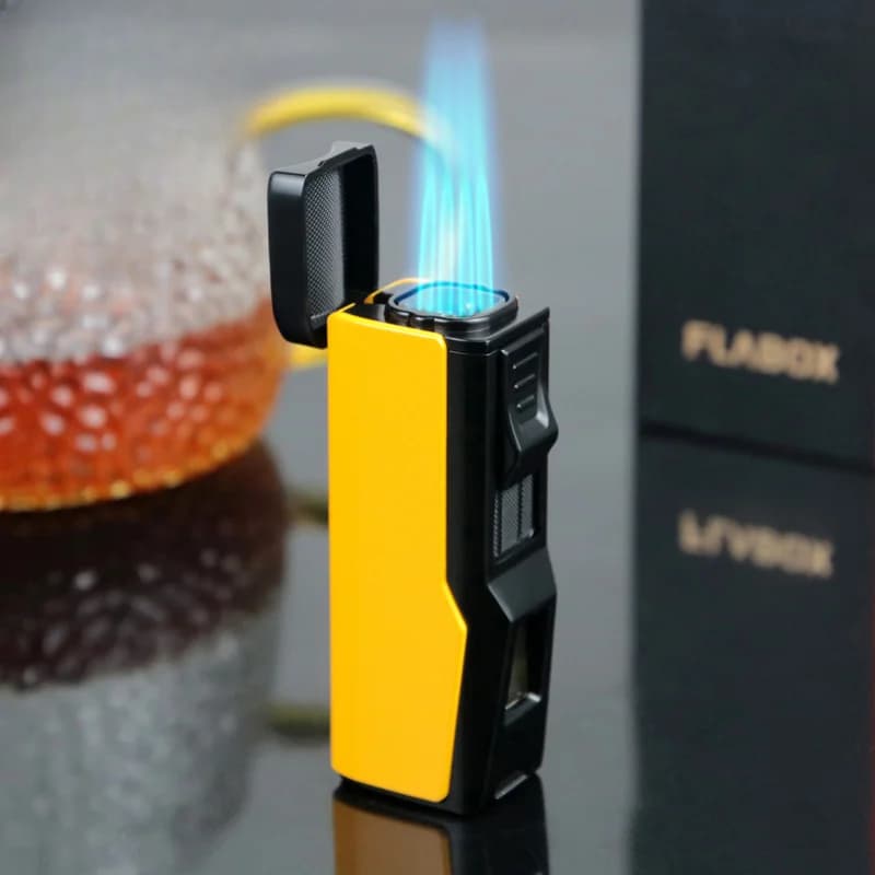 Accendino a Gas per Sigari a Quattro Fiamme Potenti con Fori per Sigari e Coltello Integrato - Accendino Maschile di Alta Gamma