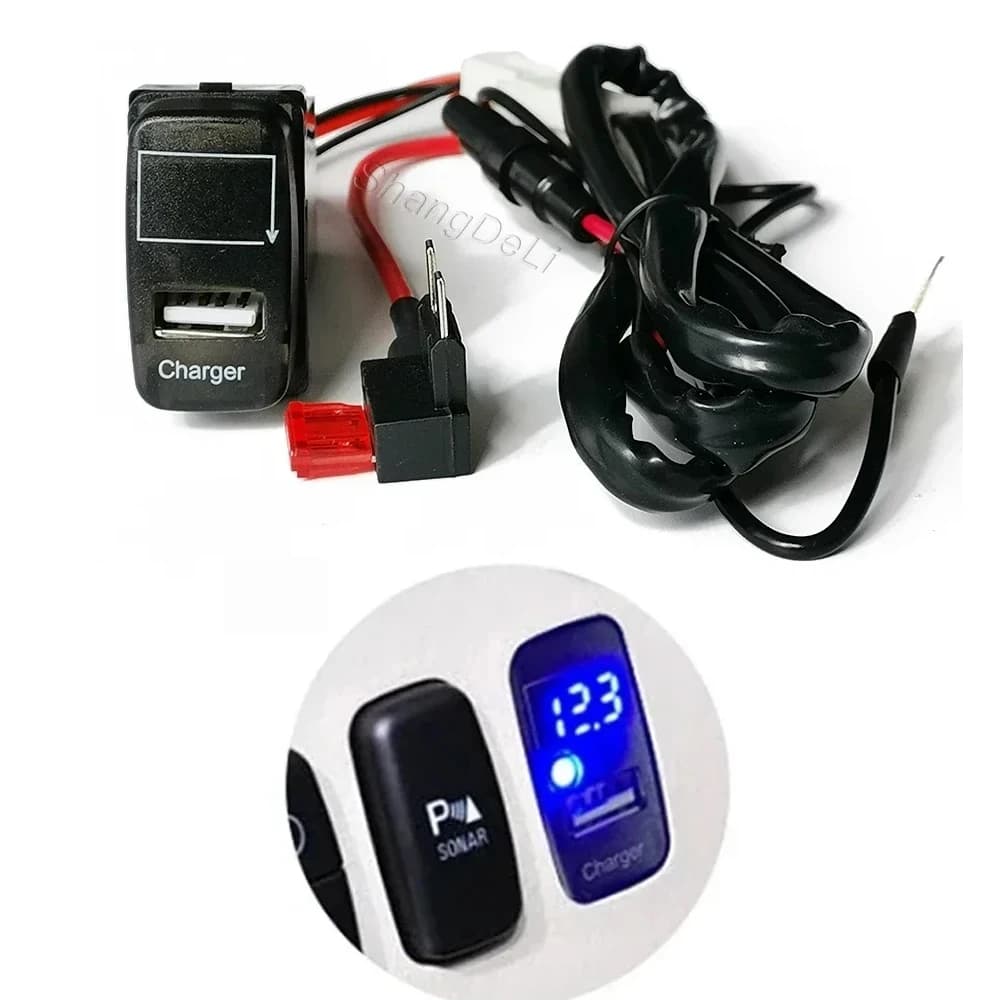 Caricatore per auto Mitsubishi con luce blu, adattatore per presa di ricarica USB a porta singola con display della tensione