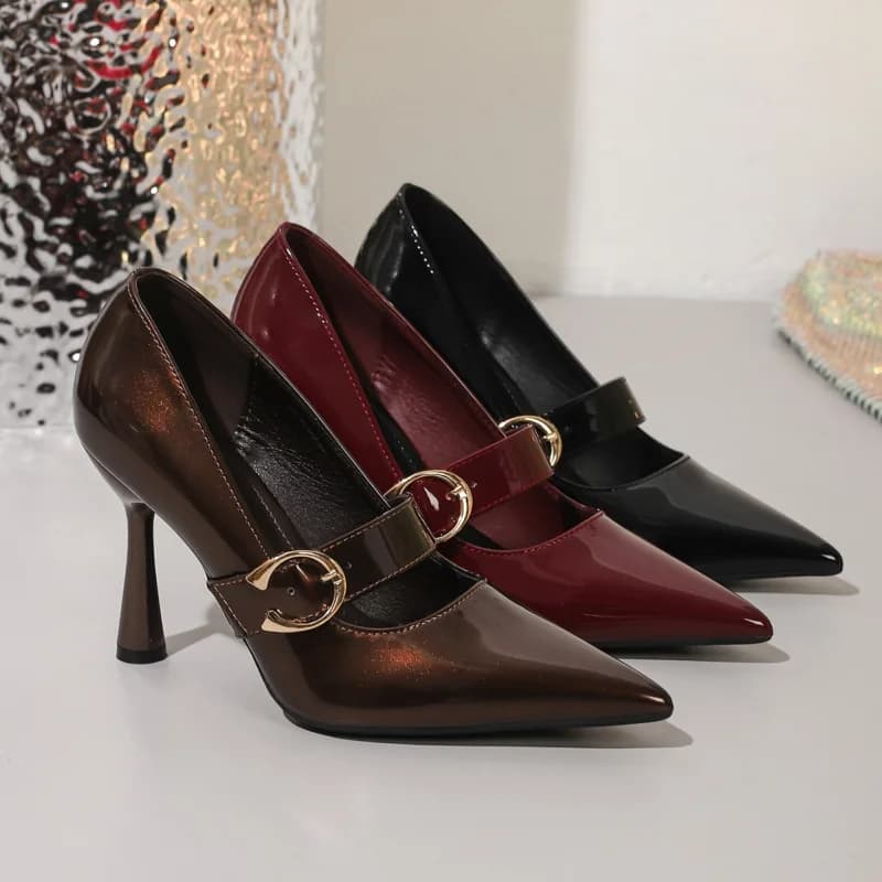 Nuove scarpe eleganti da donna con tacco a spillo e punta affusolata, stile europeo, con fibbia, adatte per feste, colore bordeaux.