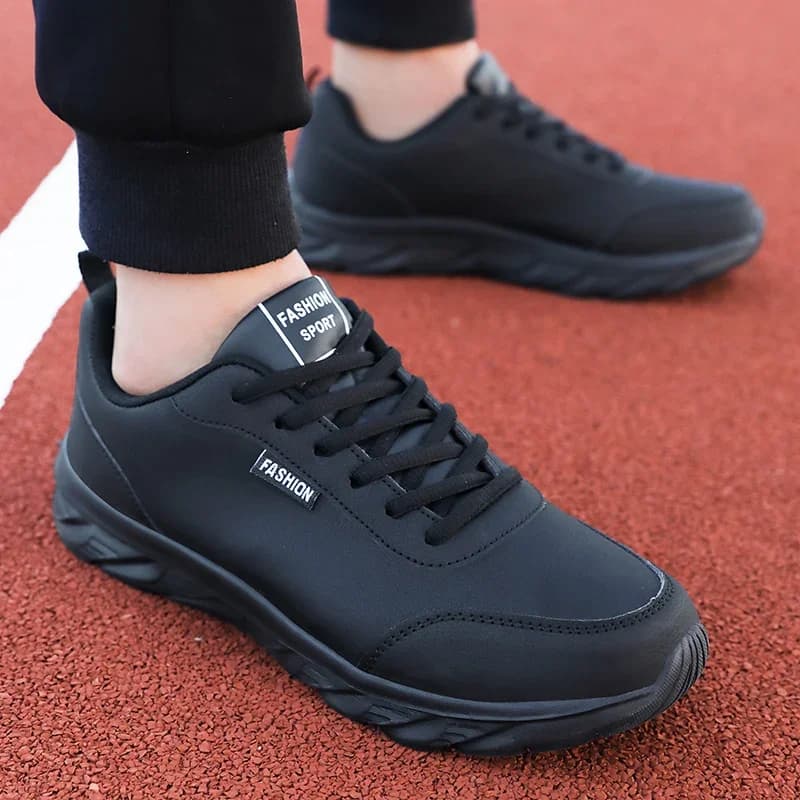 Scarpe da corsa da uomo Scarpe da passeggio piatte e comode con tomaia in PU nera Scarpe sportive casual in pelle leggere e con piedi larghi