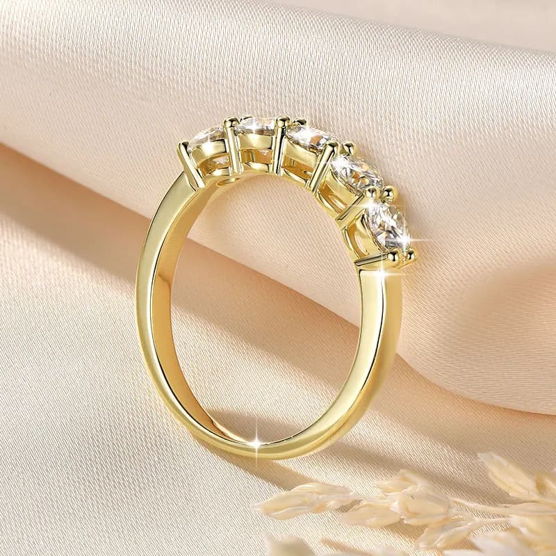 Anziw Classico 4mm 1.5cttw. Anello con moissanite D VVS1 per donna, anelli da matrimonio con 5 pietre, anelli da fidanzamento, gioielli con certificazione GRA