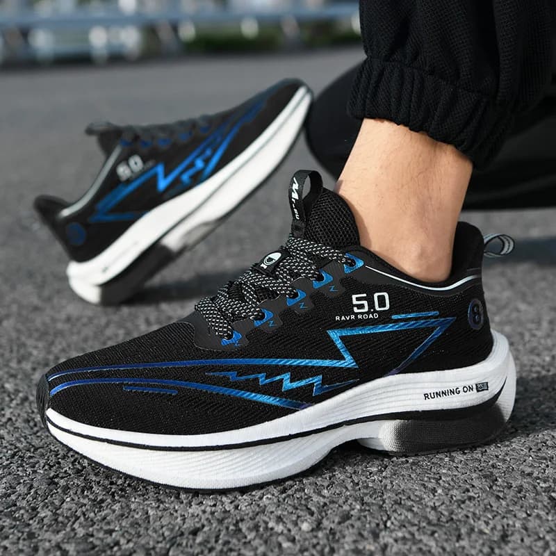 New men's shoes for summer and autumn, casual breathable mesh sports and casual shoes, soft-soled lightweight running shoes
